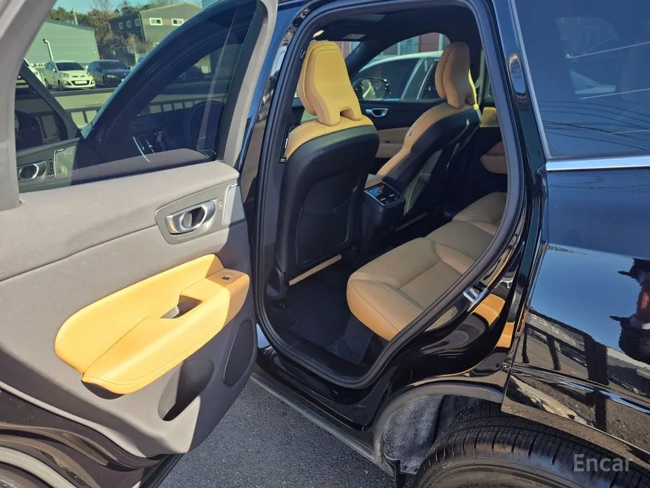 Фото 6 - Volvo XC60