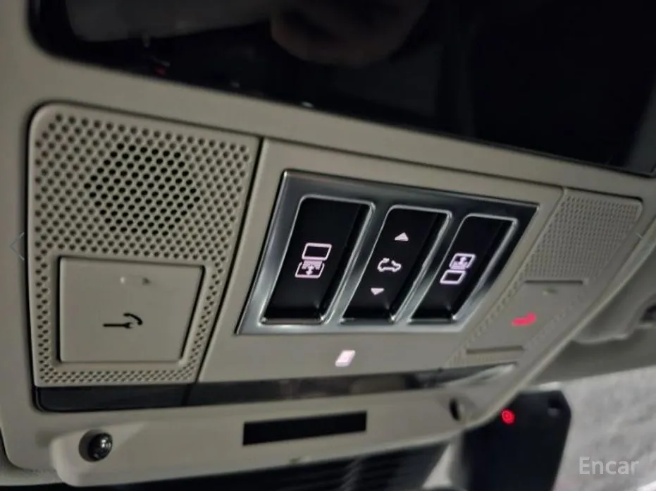 Фото 15 - Land Rover Discovery