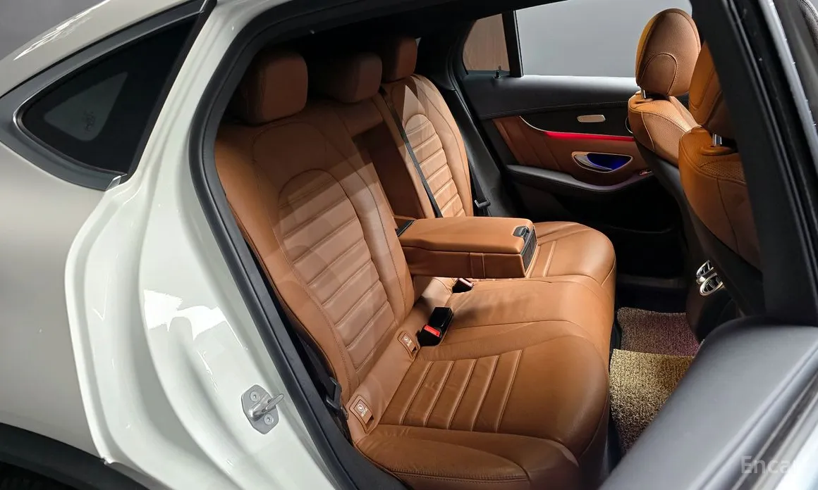 Фото 12 - Mercedes-Benz GLC-Class