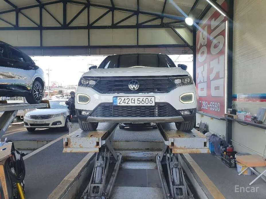 Фото 1 - Volkswagen T-Roc