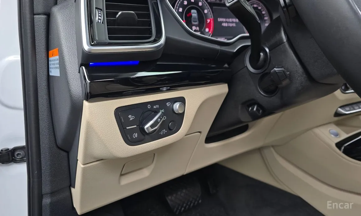 Фото 16 - Audi Q5