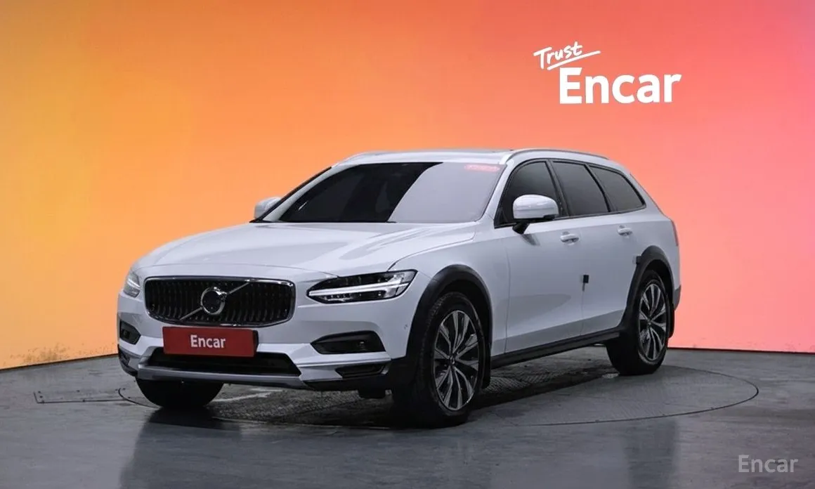 Фото 1 - Volvo V90