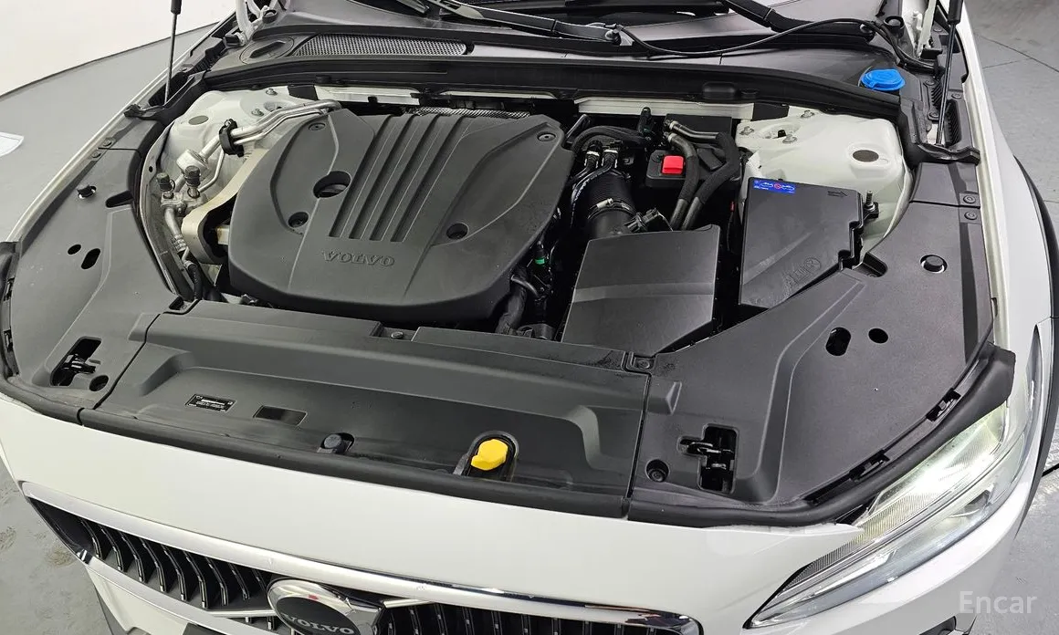 Фото 6 - Volvo V90