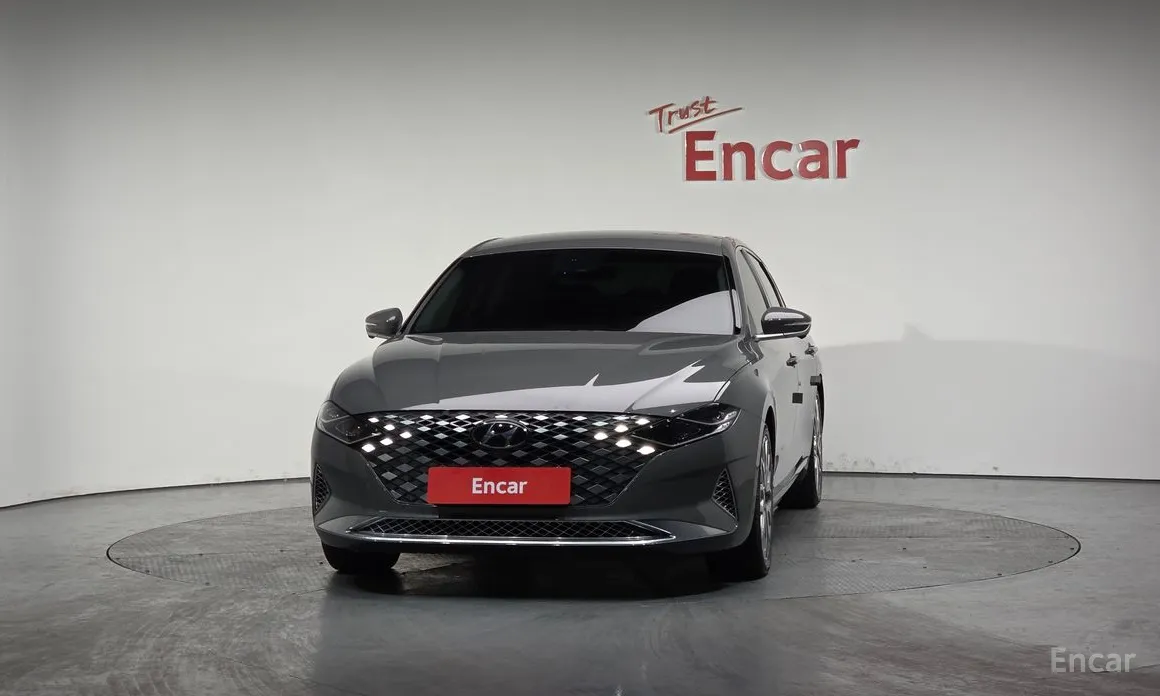 Фото 3 - Hyundai Grandeur