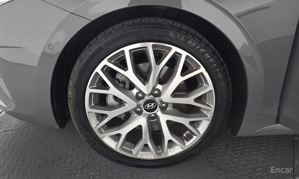 Фото 5 - Hyundai Grandeur