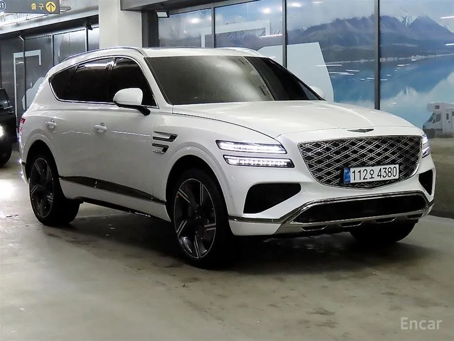 Фото 1 - Genesis GV80