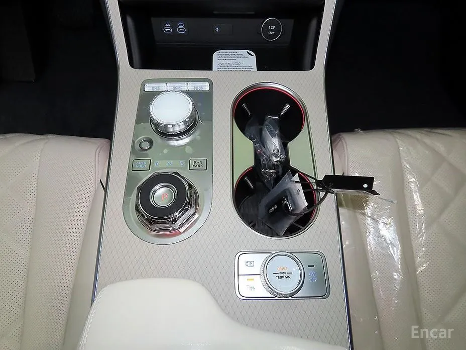 Фото 12 - Genesis GV80