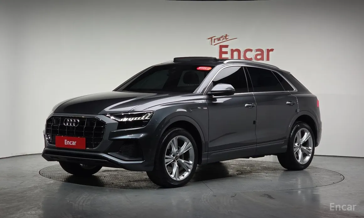 Фото 11 - Audi Q8