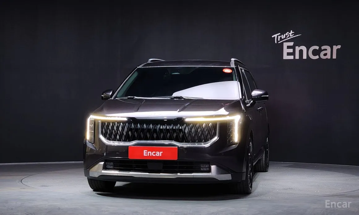 Photo 3 - Kia Carnival