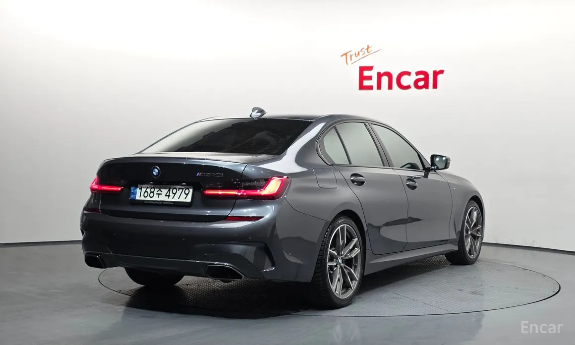 Фото 2 - BMW 3 Series