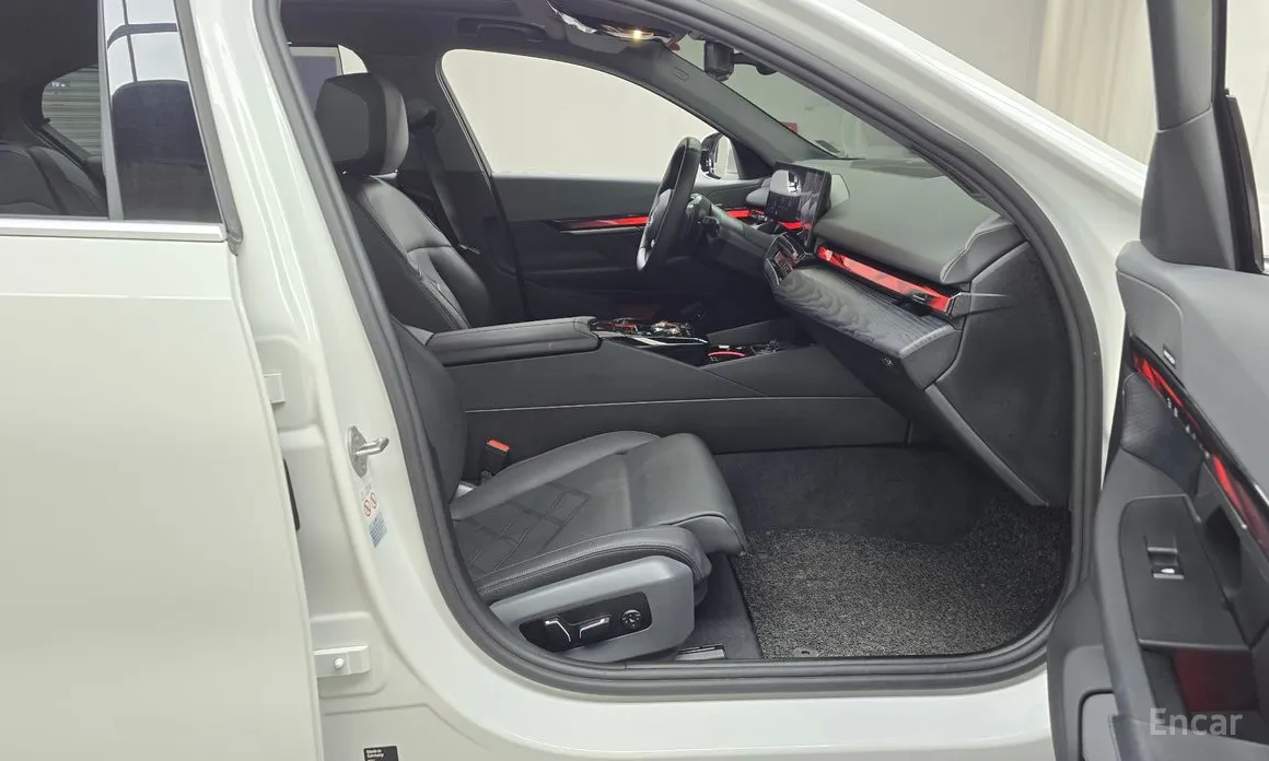 Фото 11 - BMW 5 Series