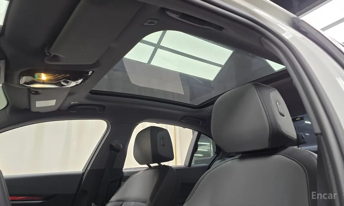 Фото 19 - BMW 5 Series