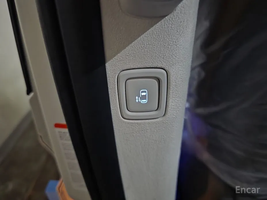 Фото 16 - Hyundai Staria