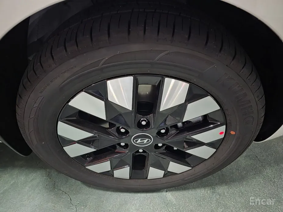 Фото 5 - Hyundai Staria