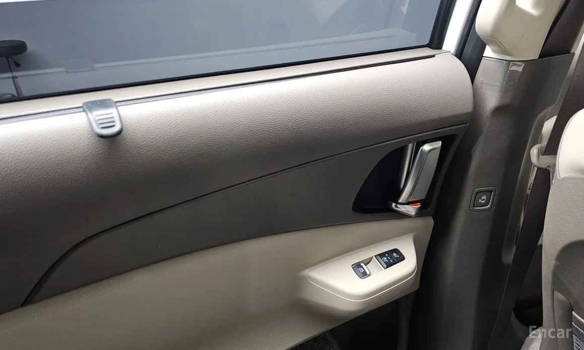 Фото 19 - Kia Carnival