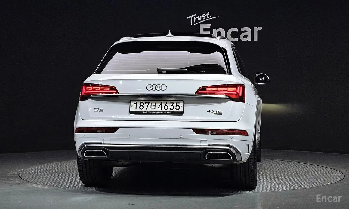 Фото 4 - Audi Q5