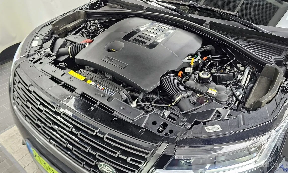 Фото 6 - Land Rover Range Rover Velar