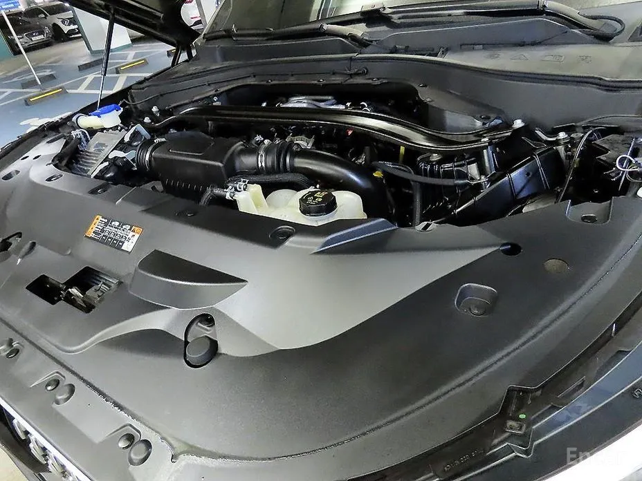 Фото 19 - Lincoln Aviator