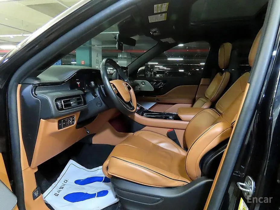 Фото 6 - Lincoln Aviator