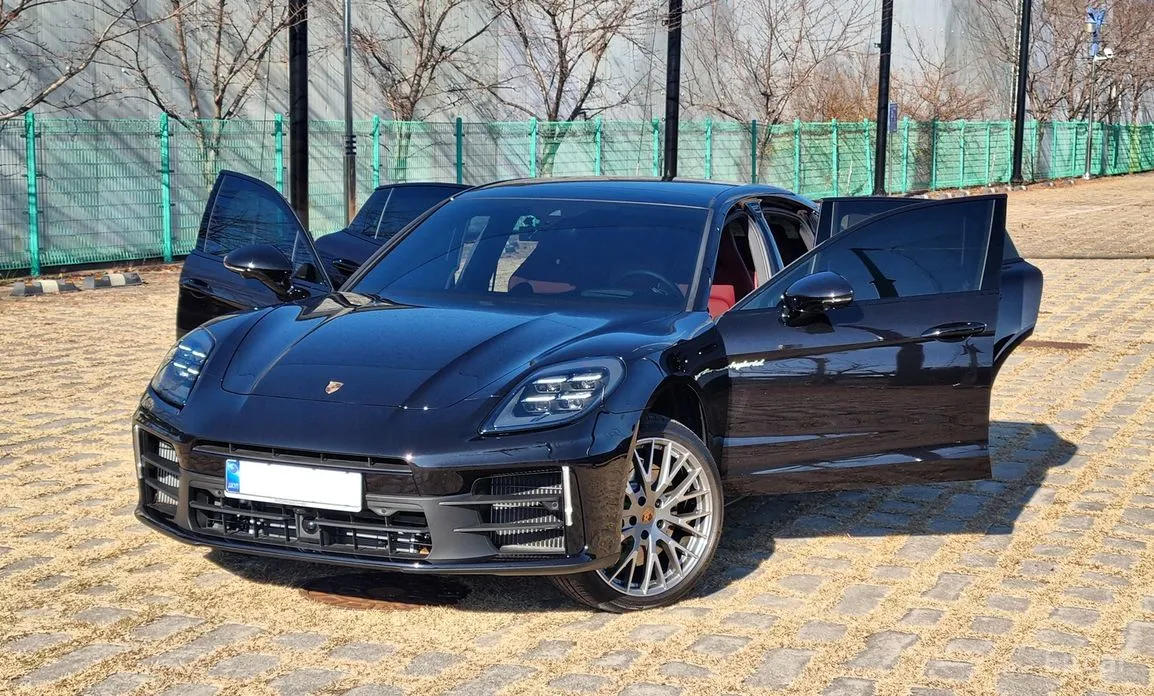 Фото 6 - Porsche Panamera