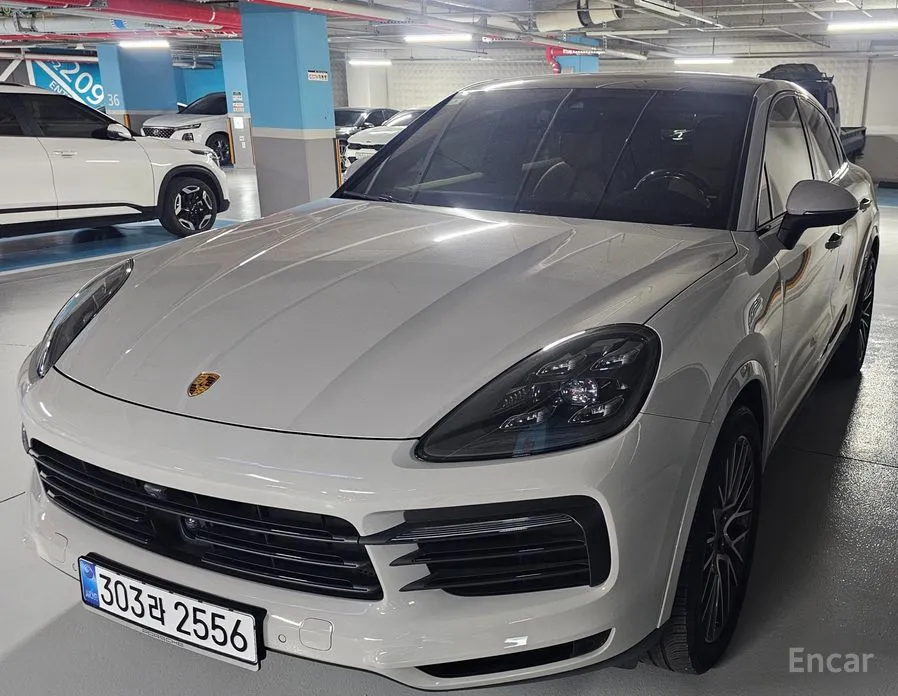 Фото 1 - Porsche Cayenne