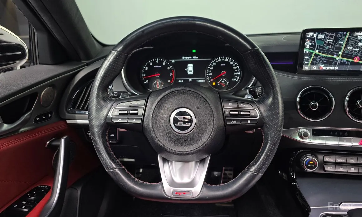 Фото 13 - Kia Stinger