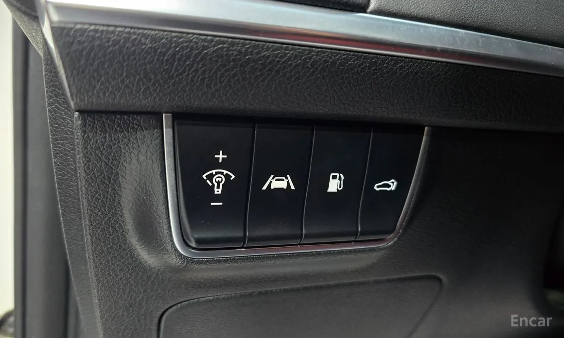 Фото 14 - Kia Stinger