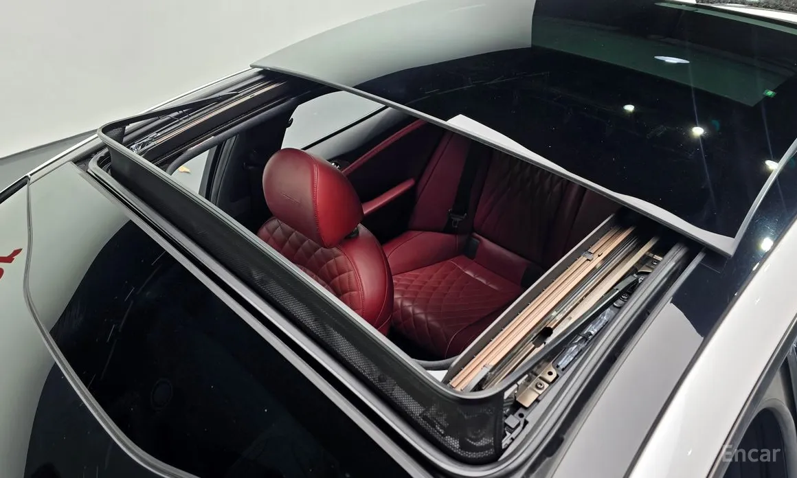 Фото 17 - Kia Stinger