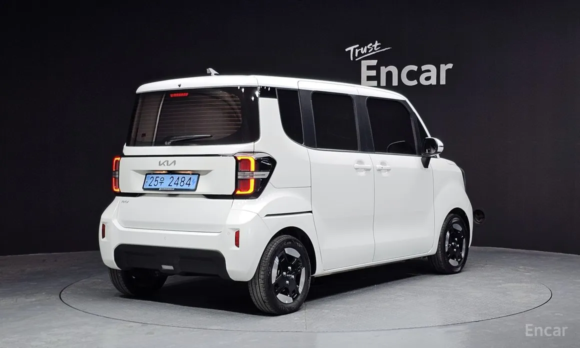 Фото 2 - Kia Ray