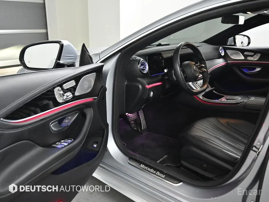 Фото 11 - Mercedes-Benz CLS-Class