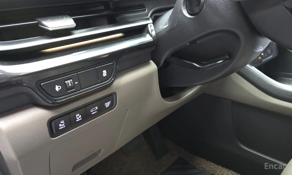 Фото 14 - Kia Carnival