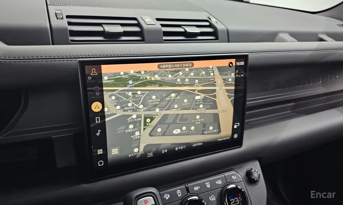 Фото 14 - Land Rover Defender