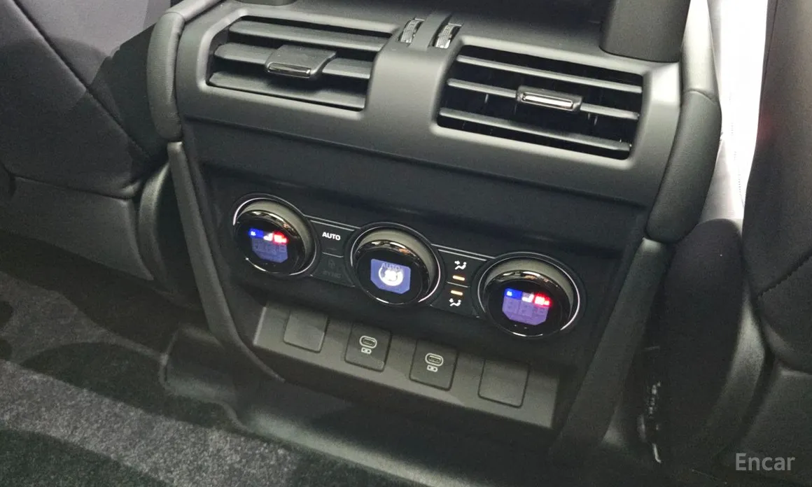 Фото 17 - Land Rover Defender