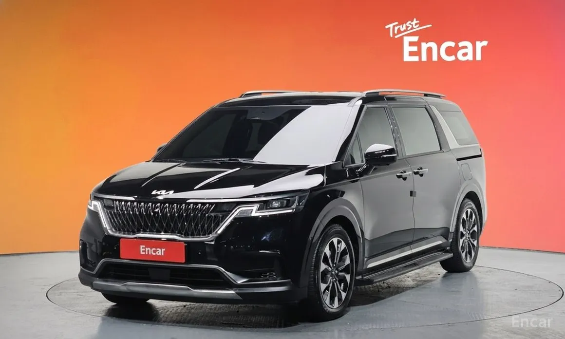 Фото 1 - Kia Carnival