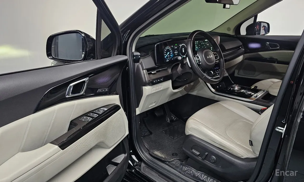 Фото 11 - Kia Carnival