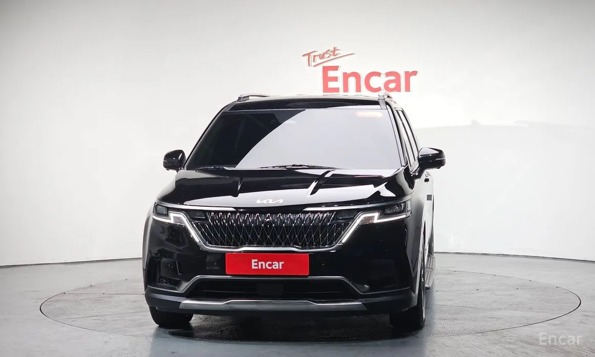 Фото 3 - Kia Carnival