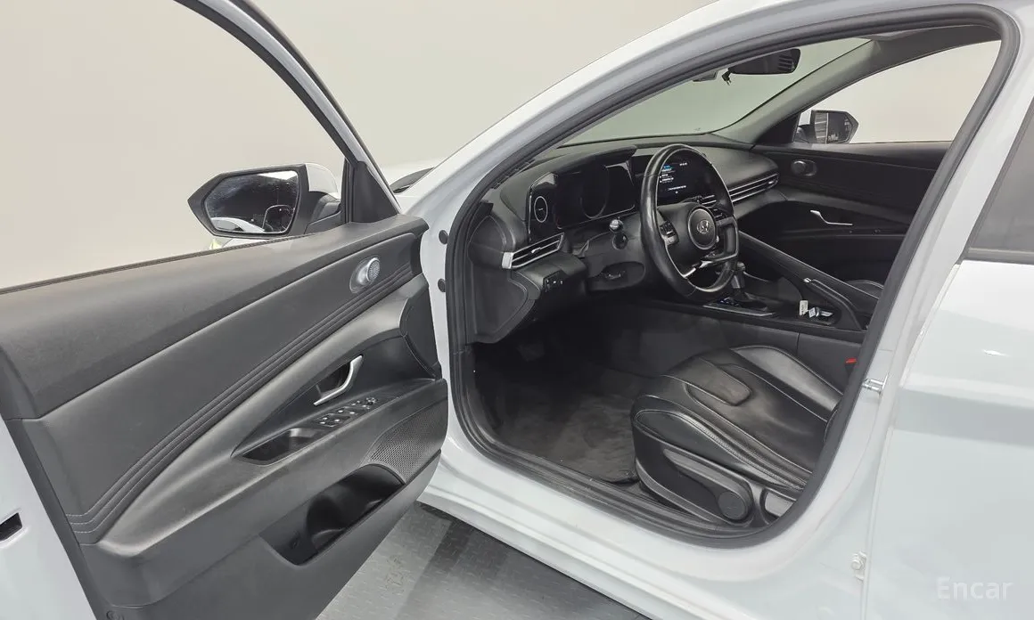 Фото 11 - Hyundai Avante