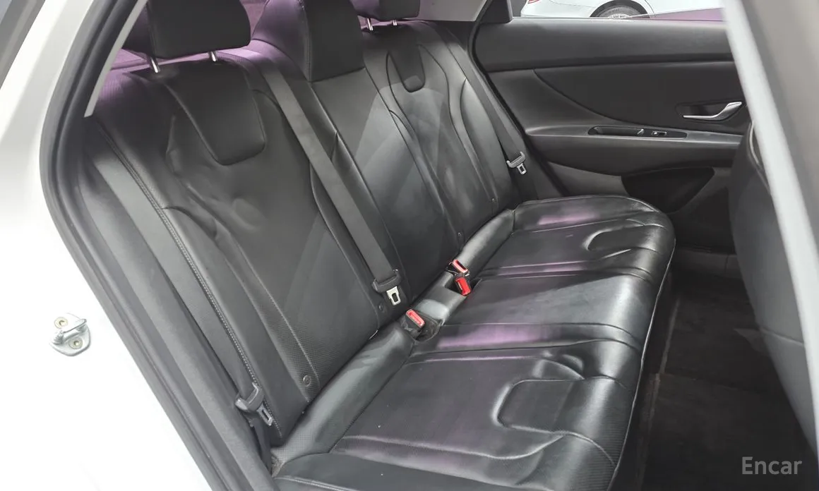 Фото 12 - Hyundai Avante