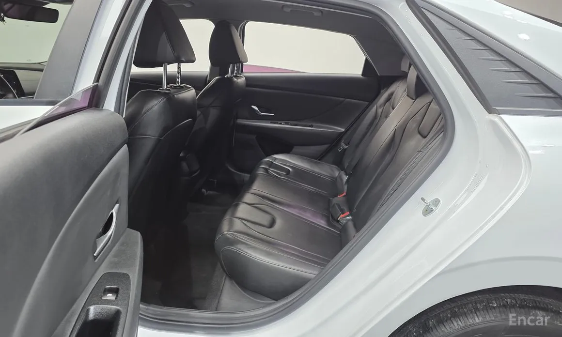 Фото 13 - Hyundai Avante