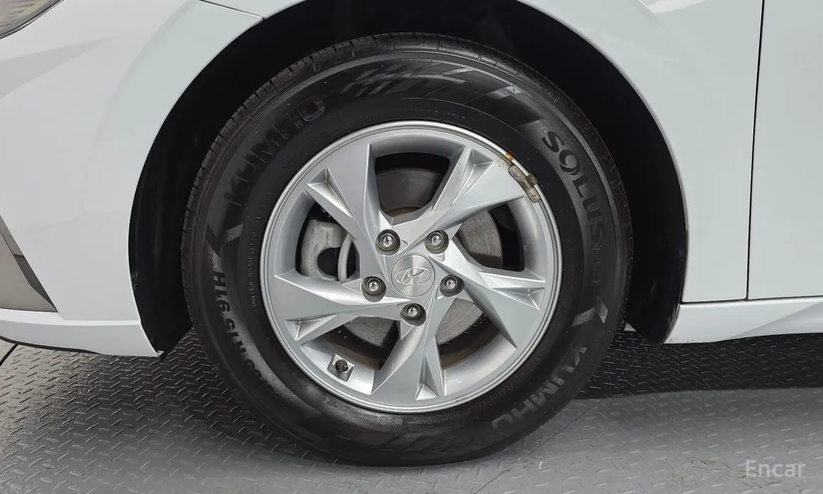 Фото 5 - Hyundai Avante