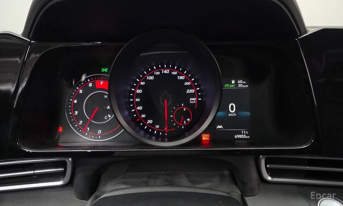 Фото 8 - Hyundai Avante