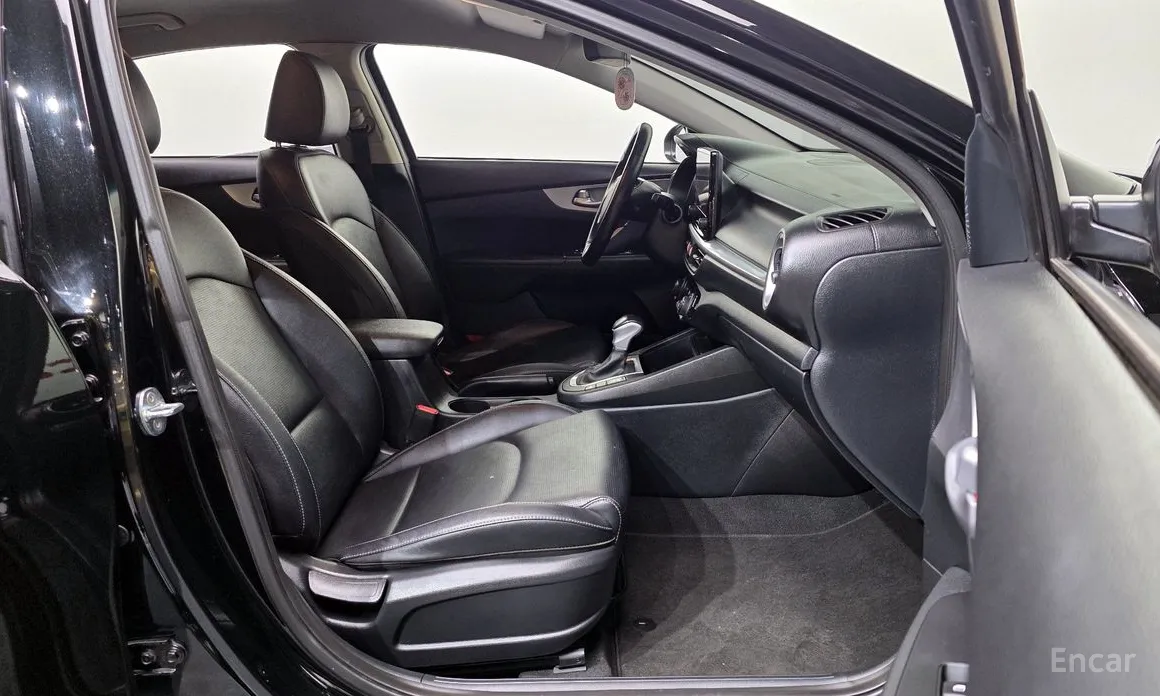 Фото 11 - Kia K3