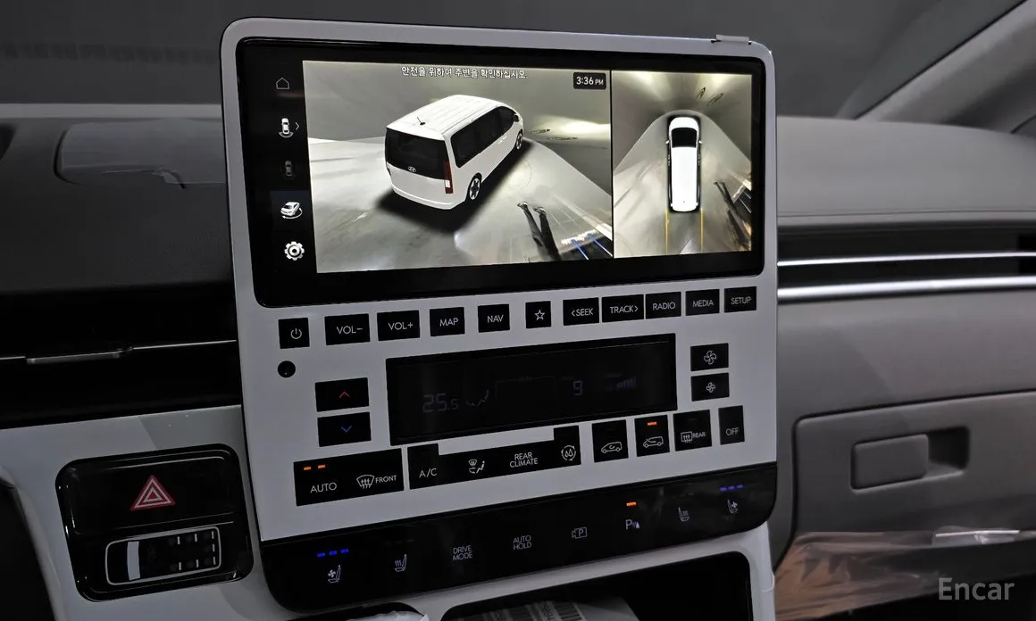 Фото 15 - Hyundai Staria