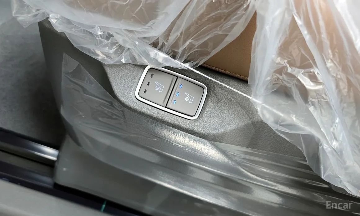 Фото 18 - Hyundai Staria