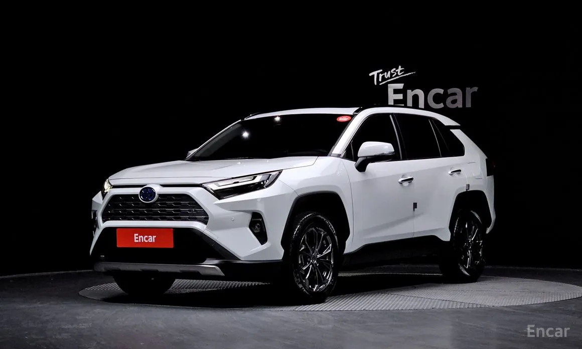 Фото 1 - Toyota RAV4