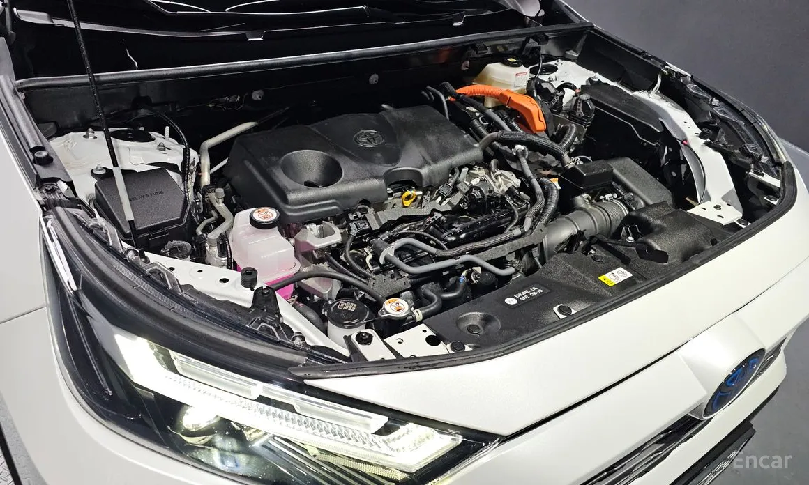 Фото 5 - Toyota RAV4