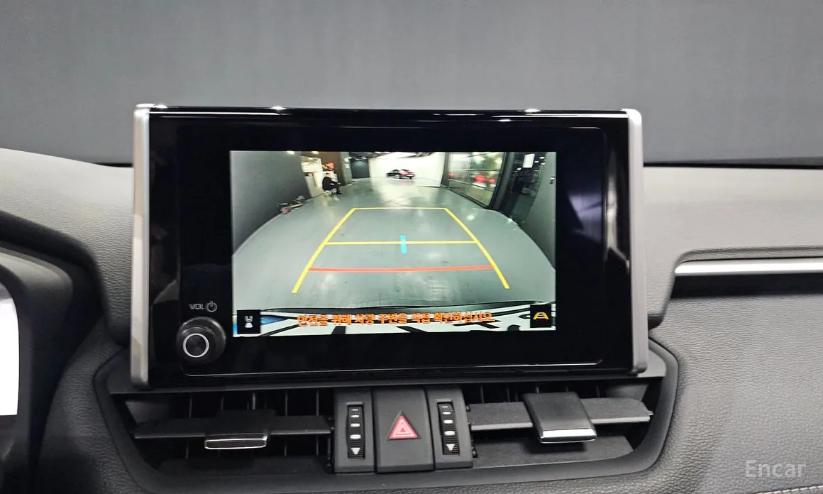 Фото 9 - Toyota RAV4