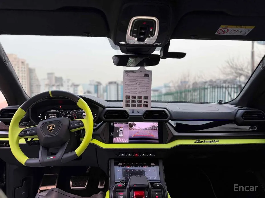 Фото 7 - Lamborghini Urus