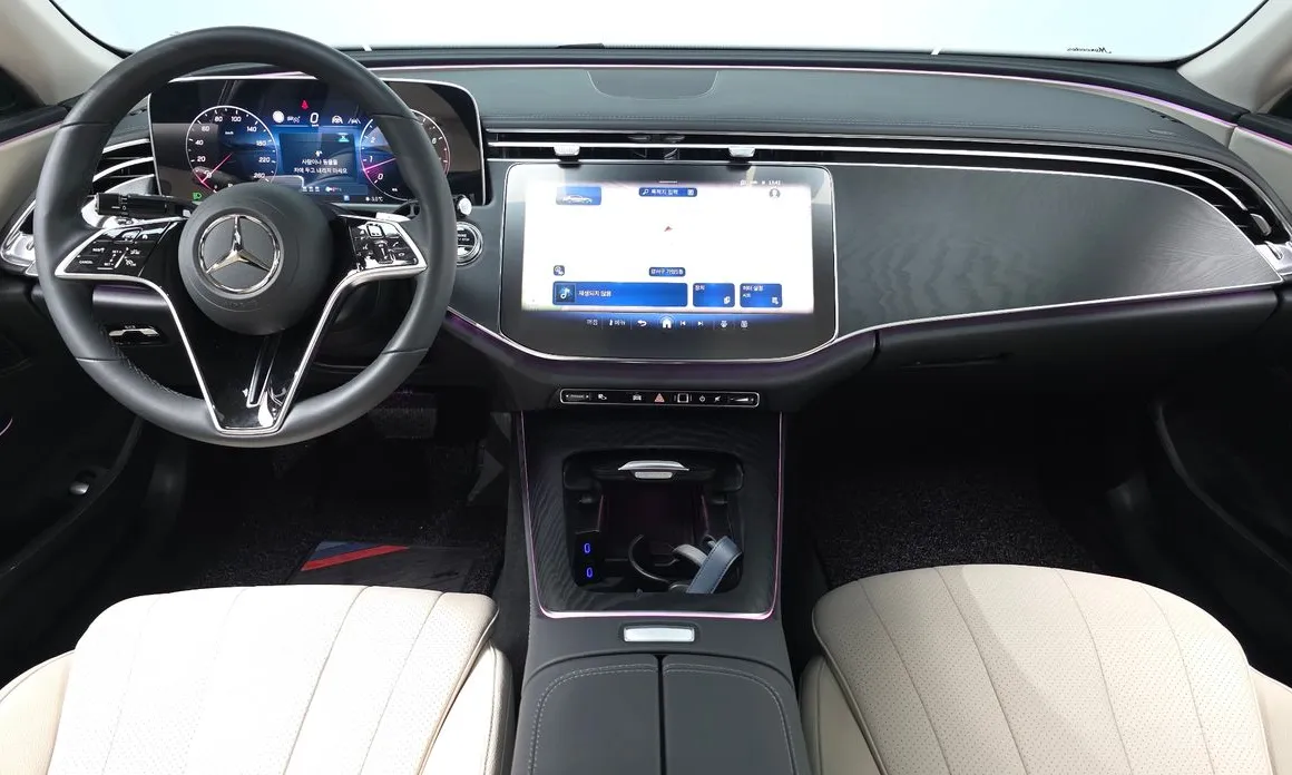 Фото 7 - Mercedes-Benz E-Class