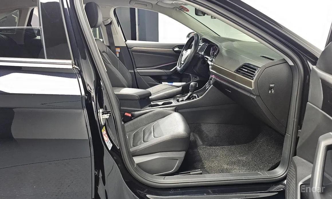 Фото 11 - Volkswagen Jetta